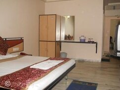 Gokul Hotel, Nagpur Gokul Hotel, Nagpur