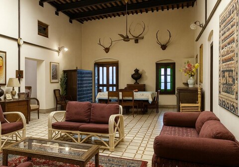 The Amritsar House 1889 4BR Near Golden Temple