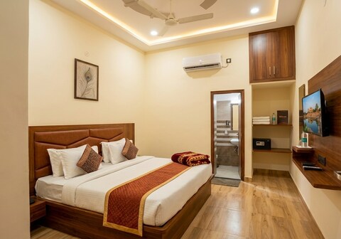 Hotel Rudra Residency