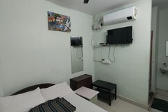 SRI SATYA STAYINN, Srungavarapu Kota SRI SATYA STAYINN, Srungavarapu Kota