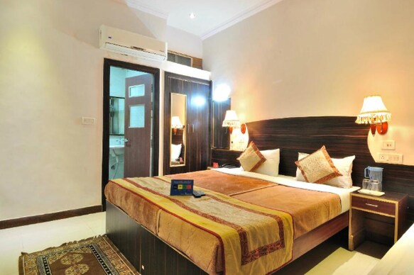 Hotel Palm Tree Agra