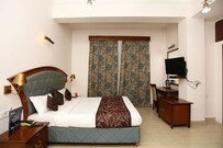 OYO 8178 Hotel Saket, Allahabad OYO 8178 Hotel Saket, Allahabad