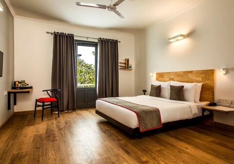 OYO 76438 hotel APS INN