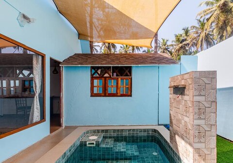 Sea Shades Cottages with Private Jacuzzi