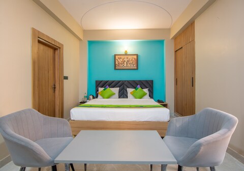 Treebo Elite Corporate, Sector 62