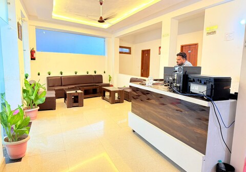 HOTEL RITURAJ