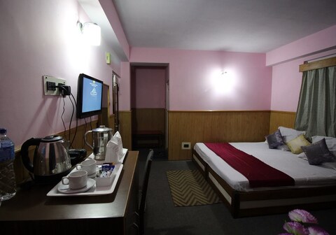 Dhardo Retreat & Resort