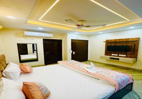 Hotel Samrat Residency Nizamuddin