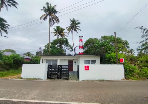 LightHouse HomeStay