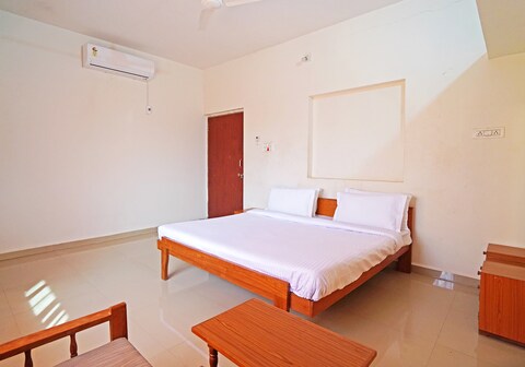 Hotel O Home Mahavir Home Stay