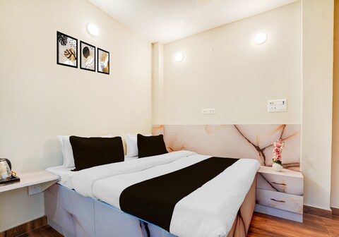 Super Hotel O Ramesh Nagar Metro Station Formerly Rosewood