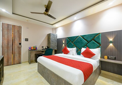 Hotel Pearl plaza @ New Delhi Railway Station