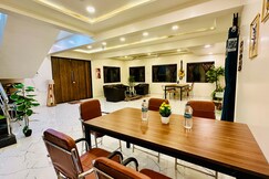 The Moonstone 4bhk lake view Jadhavwadi, Wadgaon The Moonstone 4bhk lake view Jadhavwadi, Wadgaon