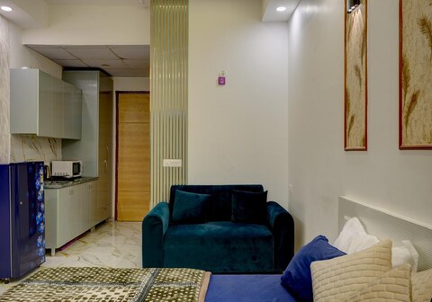 Gaur city center sky stay