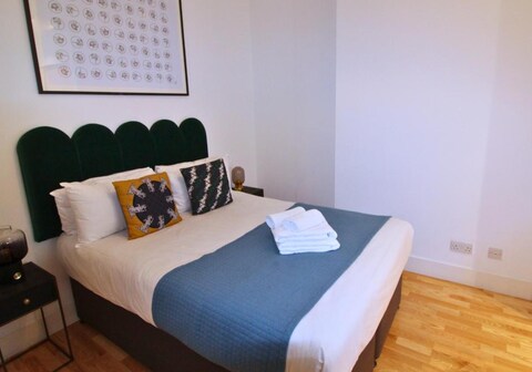 Bloomsbury by Viridian Apartment