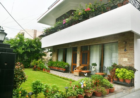 Independent 3BHK Floor