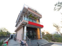 OYO 27763 Tr Hotel, Bharatpur OYO 27763 Tr Hotel, Bharatpur