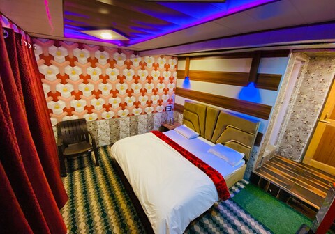 THE GRITTI CASTLE HOTEL & RESTAURANT