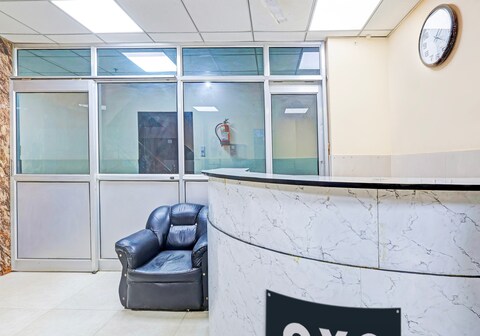 Hotel O 83042 Sunshine