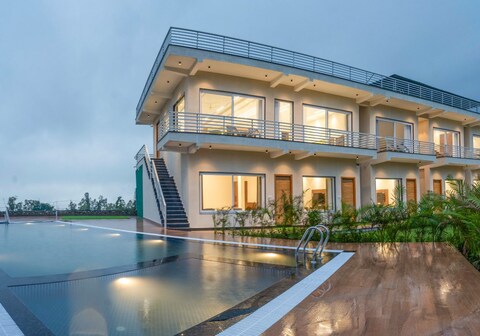 Corbett Four Seasons