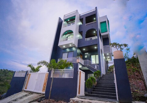 Horizon Heights (Entire 4 BHK with Pool)