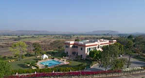 The Gateway Hotel Ramgarh Lodge, Jaipur The Gateway Hotel Ramgarh Lodge, Jaipur
