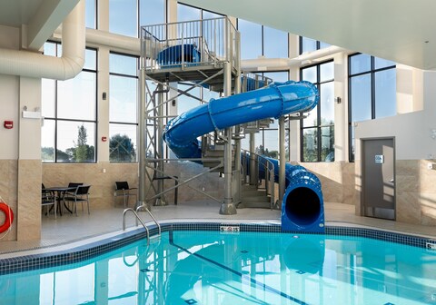 Holiday Inn Express Lethbridge Southeast
