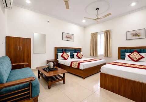 Murli Manohar Palace