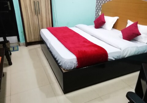 Chittranjan Guest House