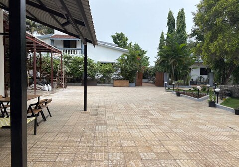 2BHK Villa by Miracle Resort