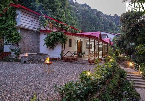 StayVista at Edwinstowe House