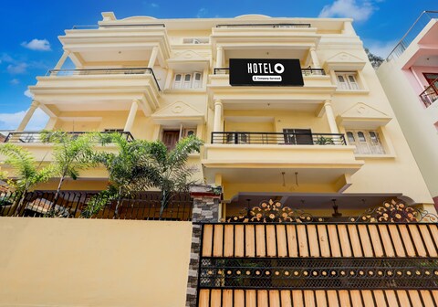 Hotel O A.N College Patna Formerly Hudco Grand