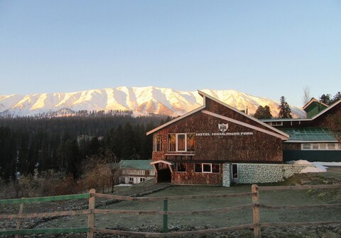 Hotel Highlands Park