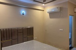 Hotel Signature Village Guest House, Delhi Hotel Signature Village Guest House, Delhi