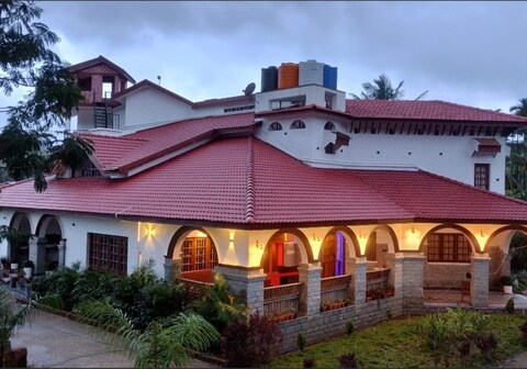 NAVARATHNA INTERNATIONAL RESORT