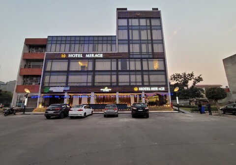 Hotel Mirage Mohali