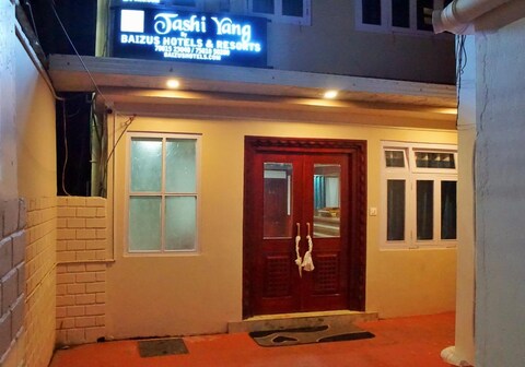 Hotel Tashi Yang