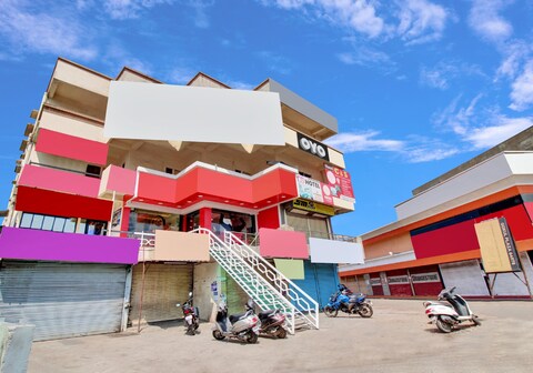Hotel O Kr Inn