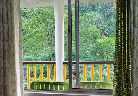 Orange Valley Riverside Camp