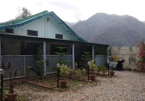 Corbett village camp resort
