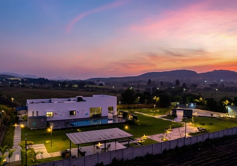 StayVista | Le Bon Horizon 4 BHK Villa