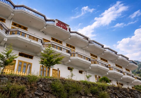 Hotel Divine