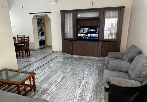 Servo Stay IDLP Fully Furnished Entire 6BHK