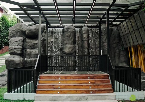 Ohstayz Annam | Luxury Private Pool Villa in Athirappilly