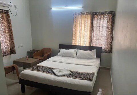 FabHotel DP Residency