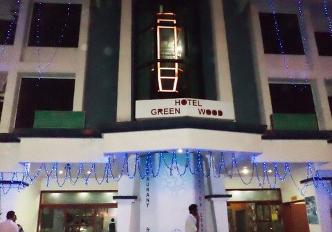 Hotel Green Wood