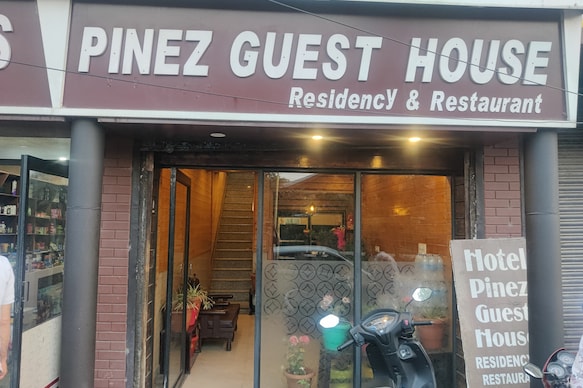 Pinez Guest House
