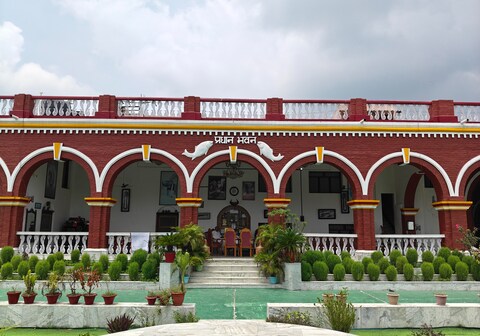 Gajraj Palace