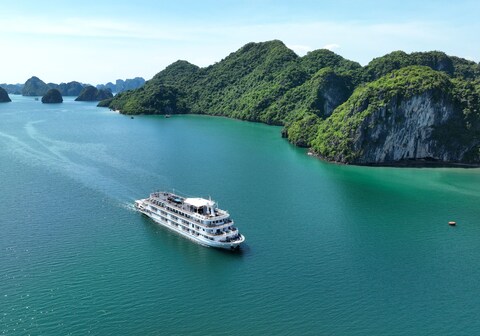 Paradise Grand Cruise