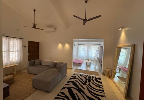 North Goa 2bhk, near Coconut tree road parra, Bohemian house
